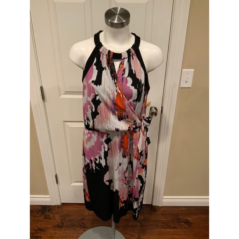 T Tahari Black & Pink Splatter Print W/ Ring Neck Dress, Size Large
